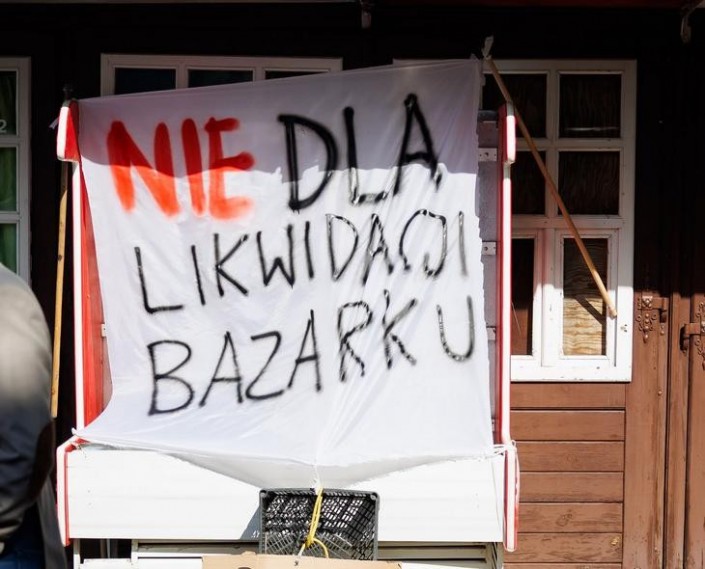 CZYTAJRZESZOW.PL – Locuri – Ce urmează pentru Bazarul „Balcerek”?  Comercianții vor vorbi cu președintele